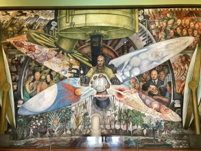 Rivera y Orozco's murals
